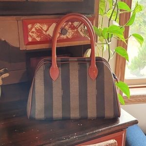 Vintage fendi pequin bag